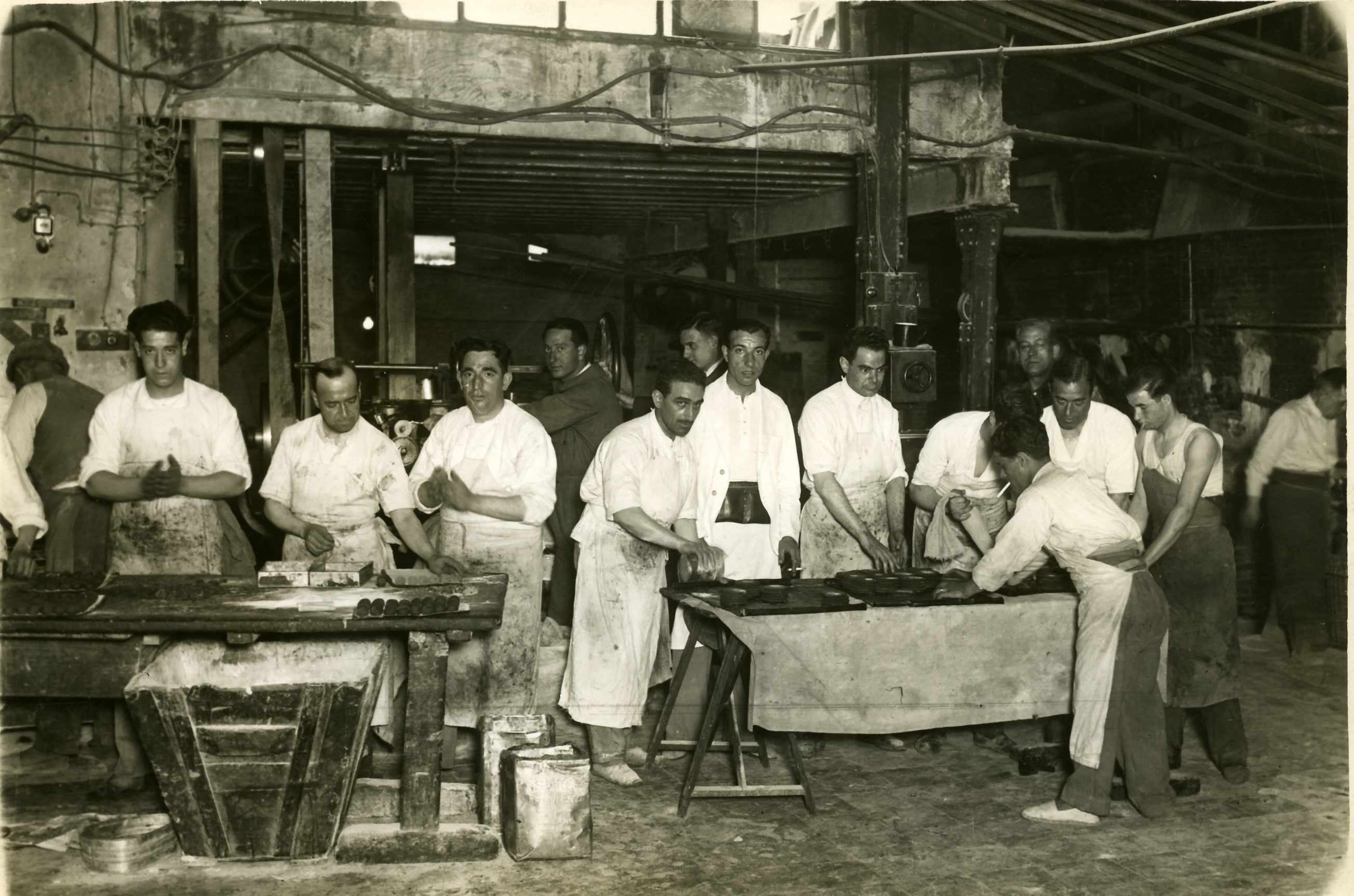 Panaderos trabajando